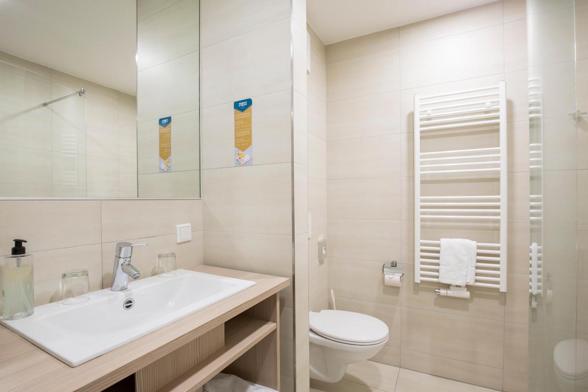 Viva Hotel Luebeck Екстериор снимка