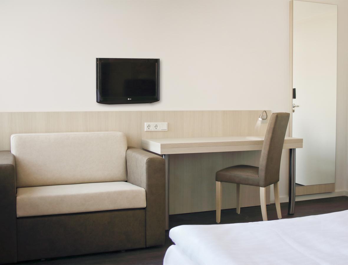 Viva Hotel Luebeck Екстериор снимка