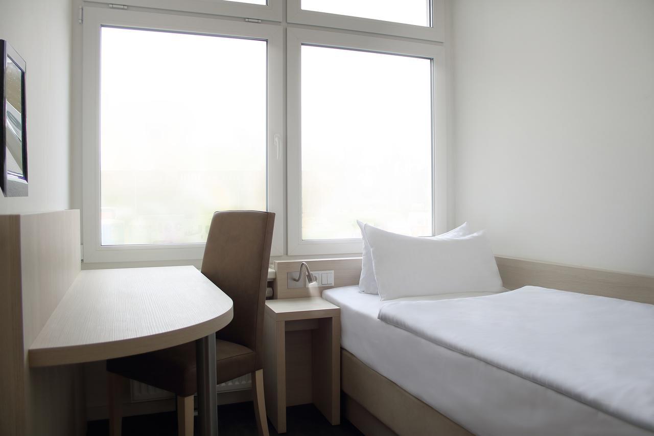 Viva Hotel Luebeck Екстериор снимка