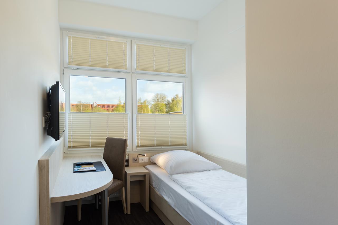 Viva Hotel Luebeck Екстериор снимка
