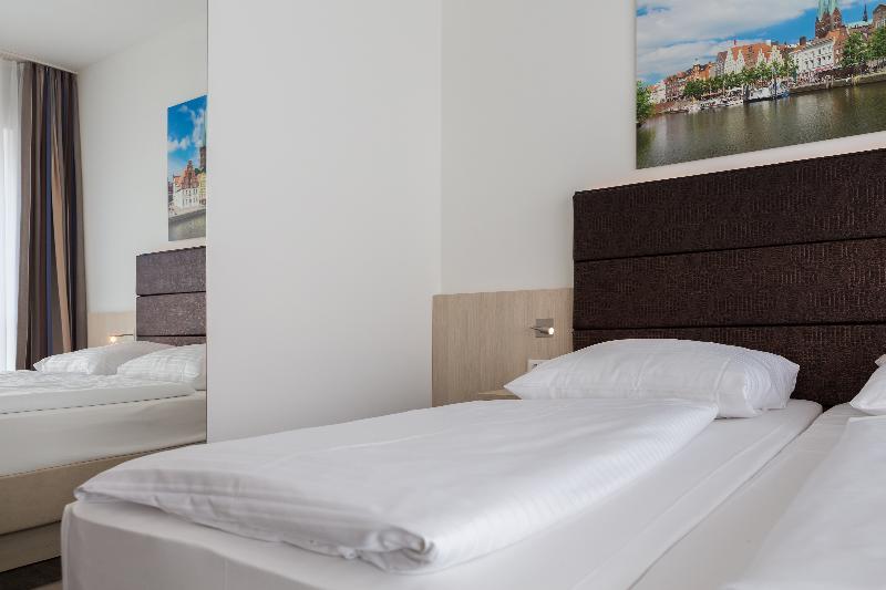 Viva Hotel Luebeck Екстериор снимка
