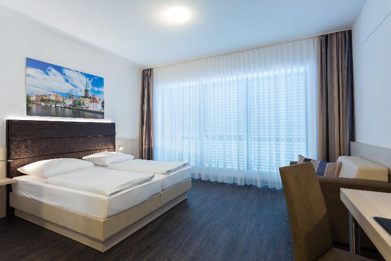 Viva Hotel Luebeck Екстериор снимка
